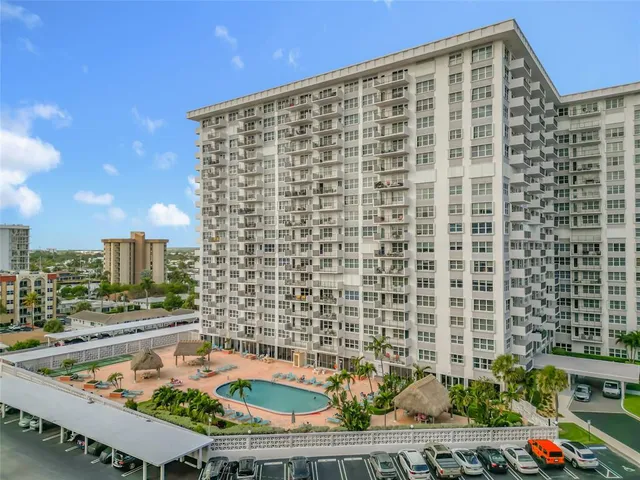 $878,000 | 405 North Ocean Boulevard, Unit 1918, Pompano Beach, FL 33062