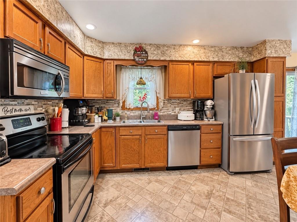 417 Upper Service Road Hookstown, PA 15050 - Photo 17 of 45 Gallery Image 17