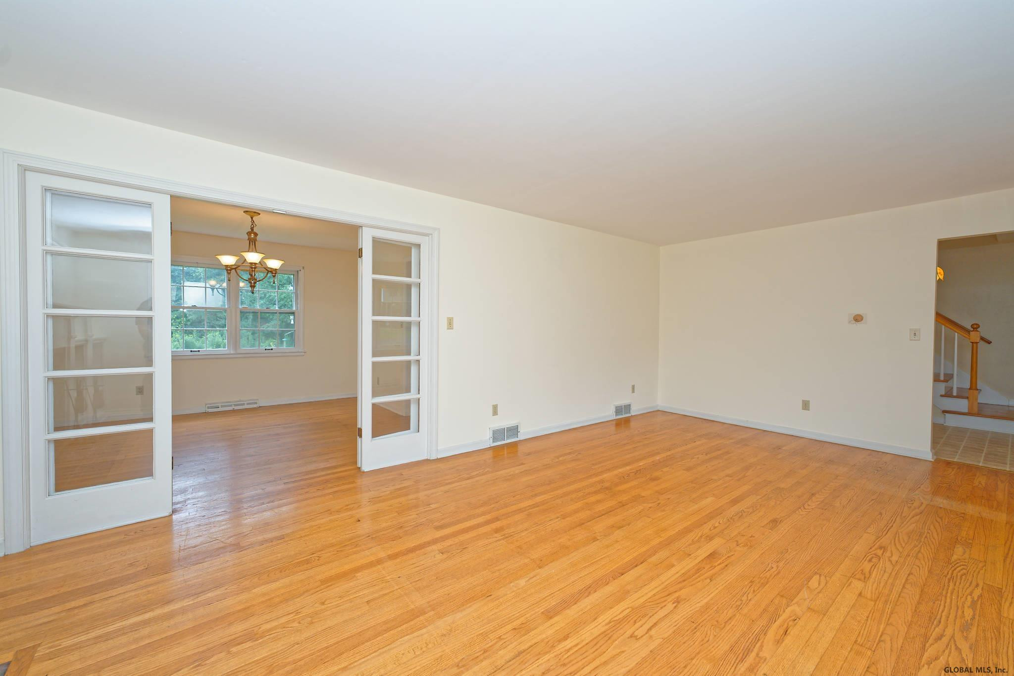 14 Vandenburg Lane Colonie, NY 12110 - Photo 11 of 38 Photo 11
