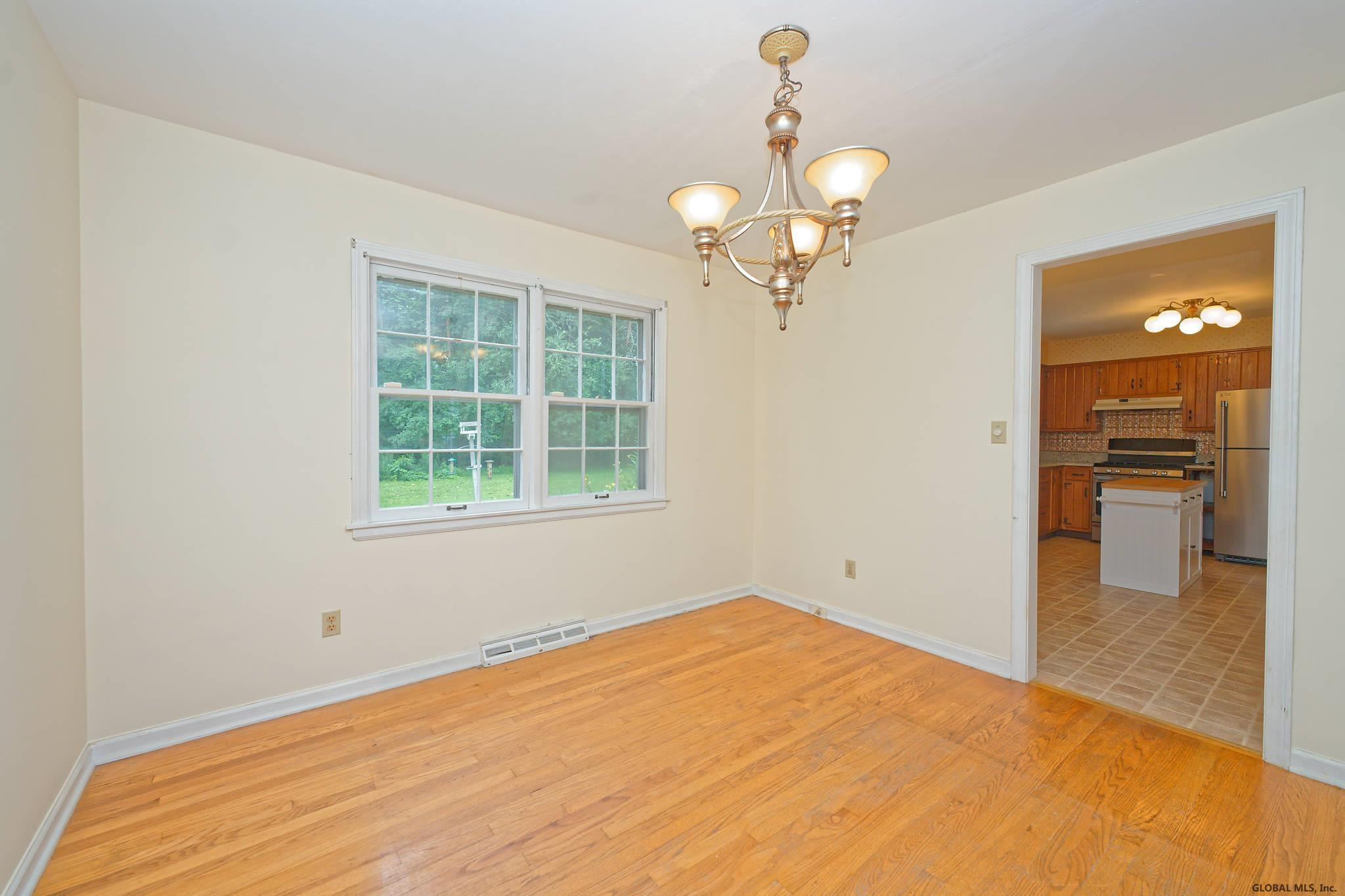 14 Vandenburg Lane Colonie, NY 12110 - Photo 13 of 38 Photo 13