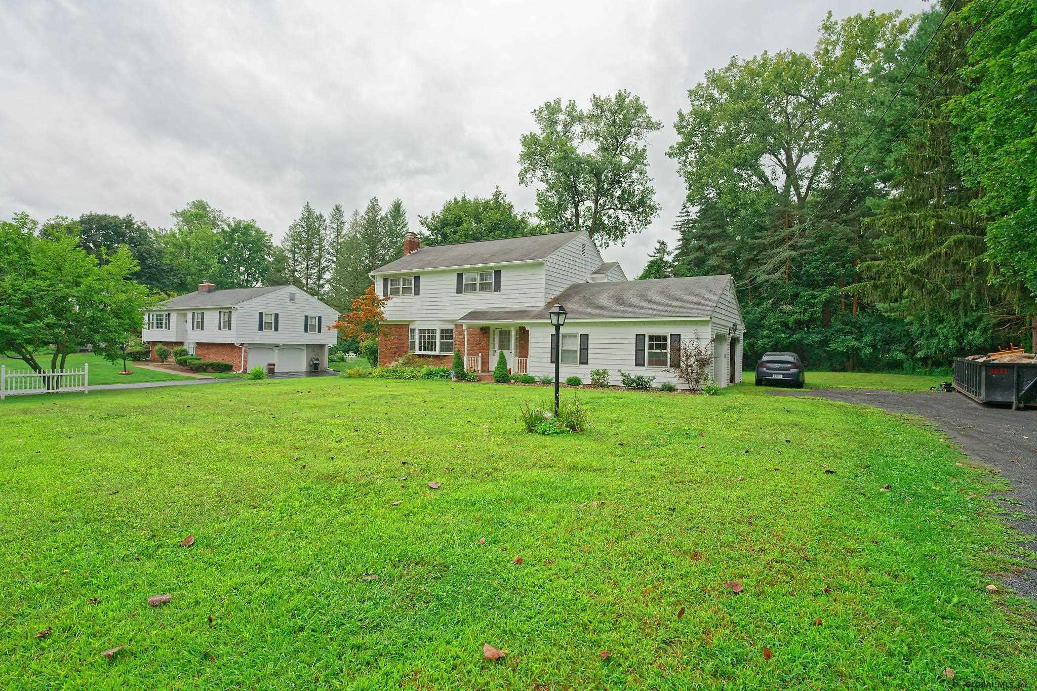 14 Vandenburg Lane Colonie, NY 12110 - Photo 3 of 38 Photo 3