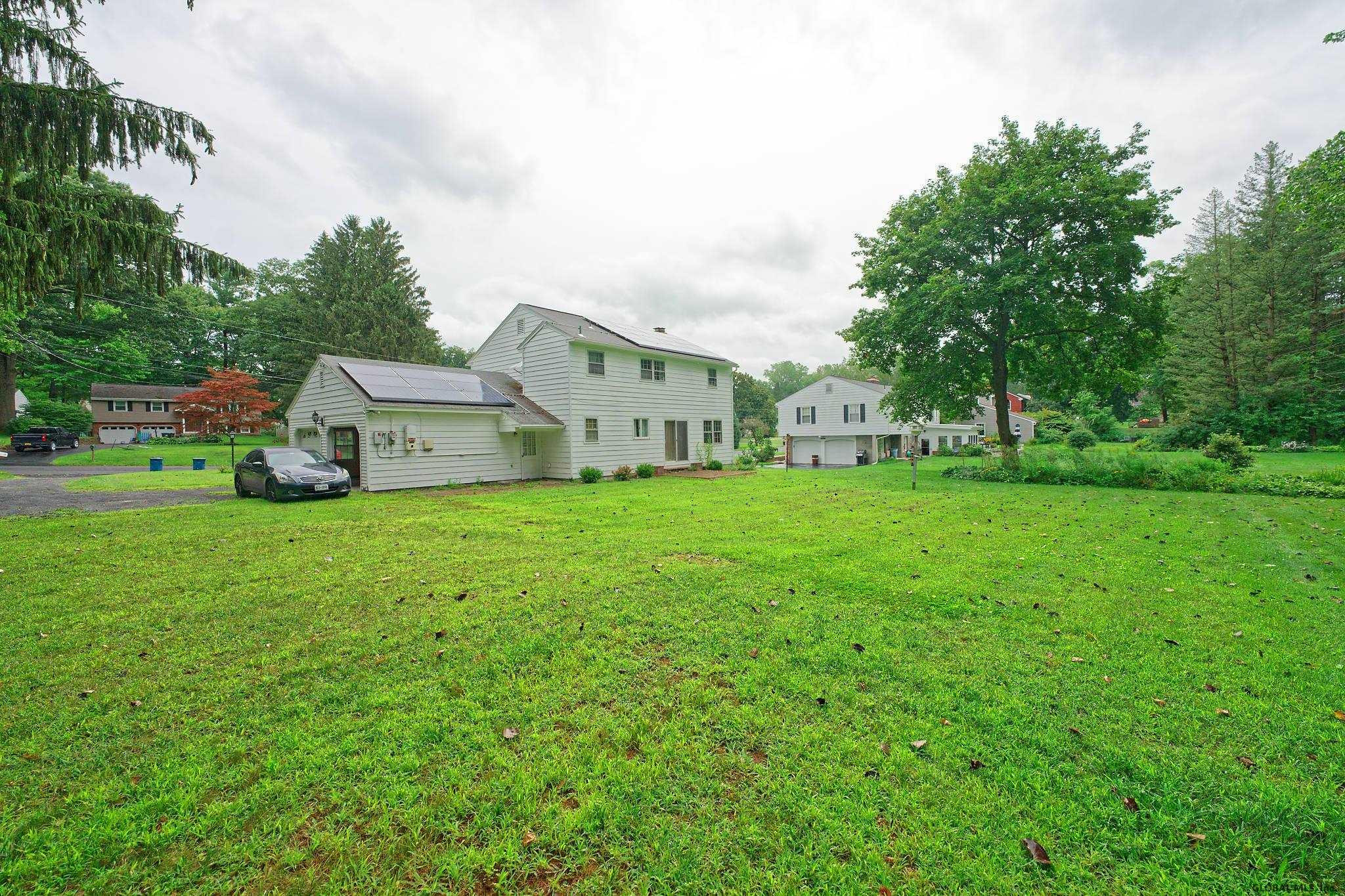 14 Vandenburg Lane Colonie, NY 12110 - Photo 33 of 38 Photo 33