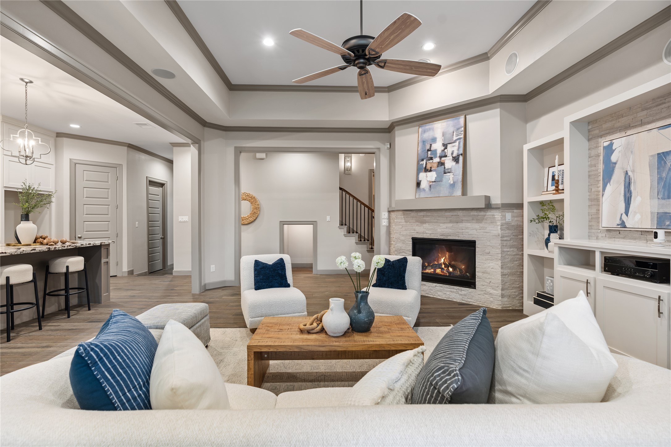 12379 Pebble View Drive Conroe, TX 77304 - Photo 18 of 46 Cozy living area.