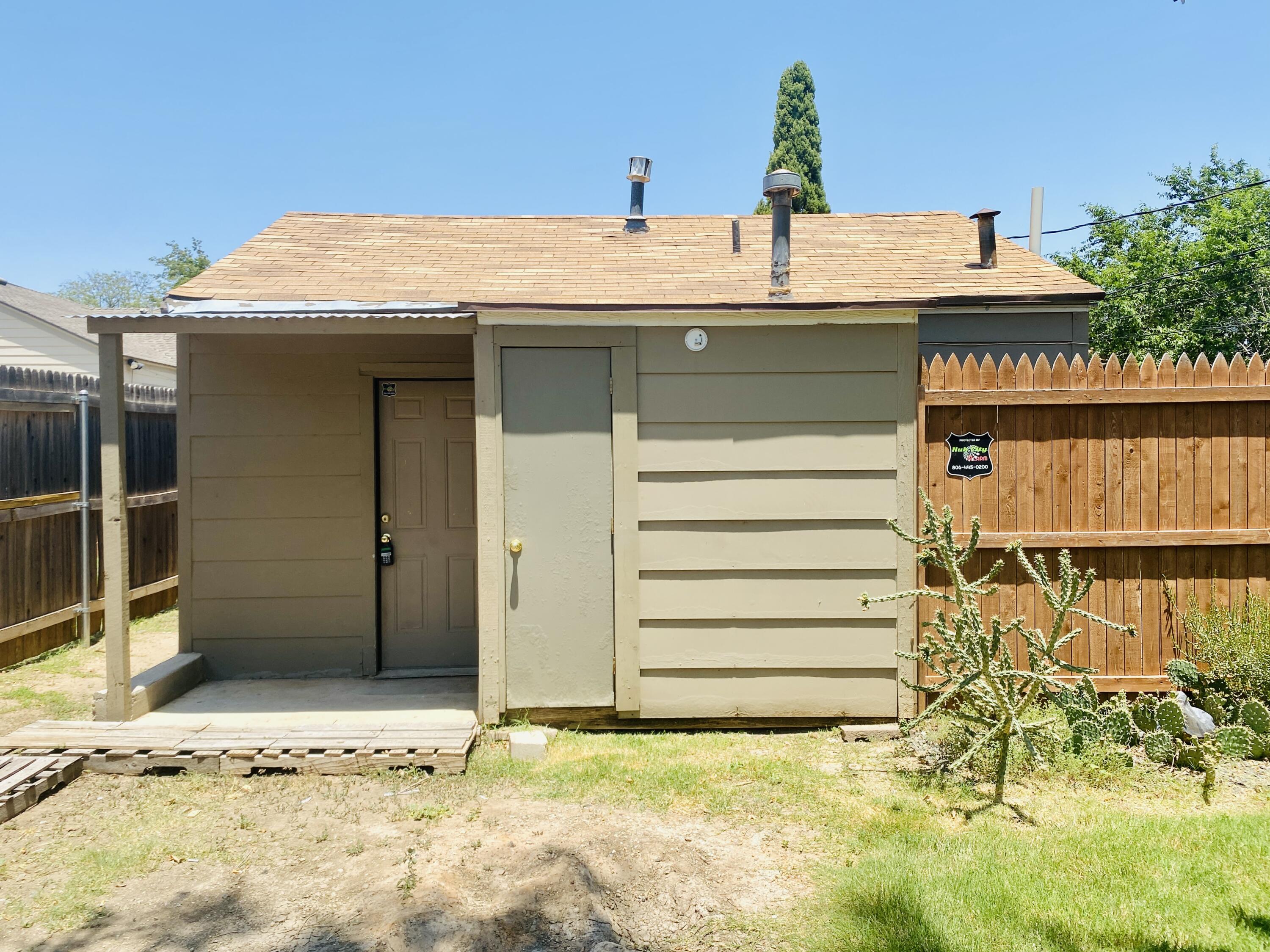 2623 26th Street Lubbock, TX 79410 - Photo 16 of 26 2633-26th-St_Lubbock-TX_Rear9