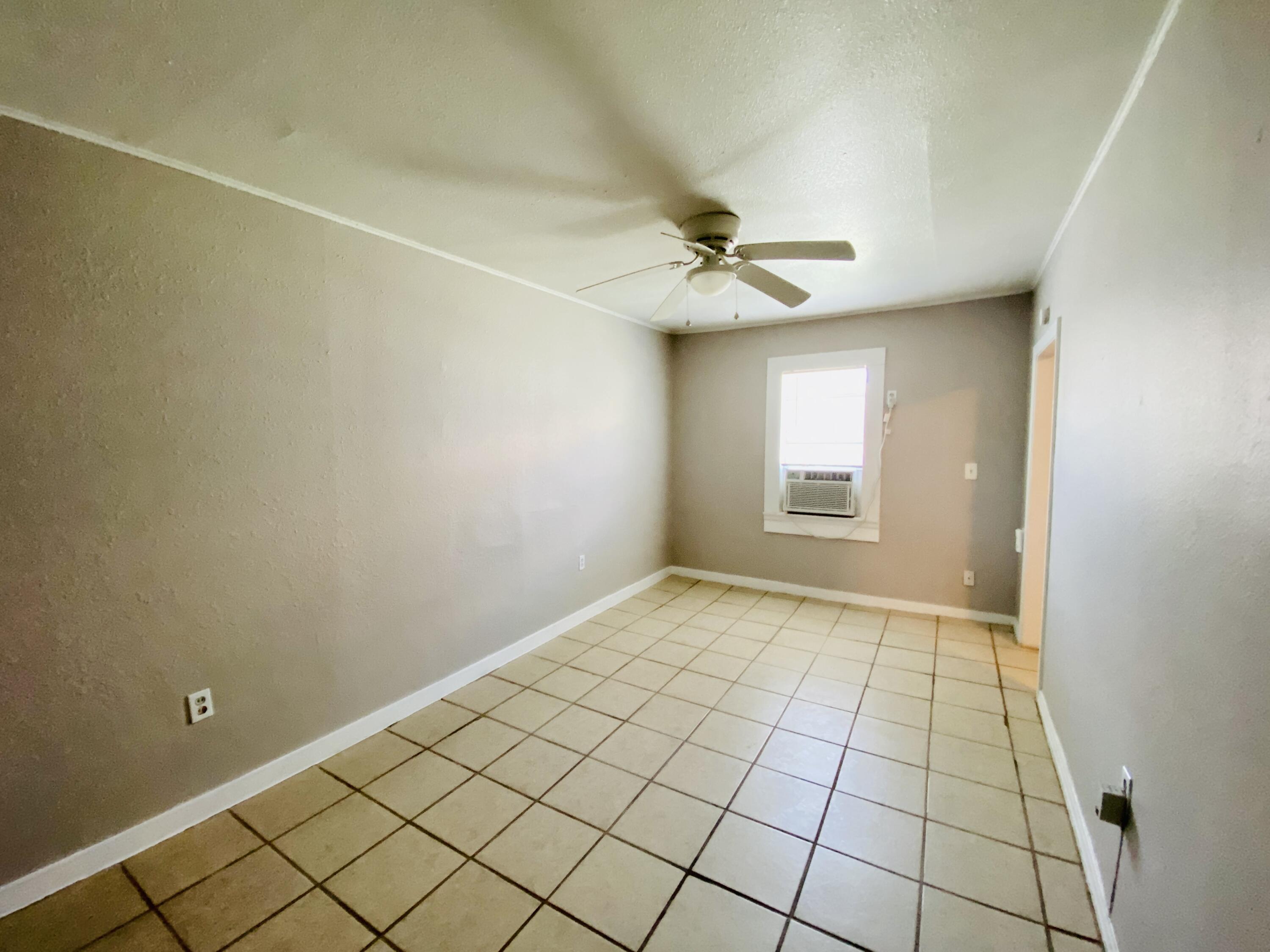 2623 26th Street Lubbock, TX 79410 - Photo 18 of 26 2633-26th-St_Lubbock-TX_Rear11