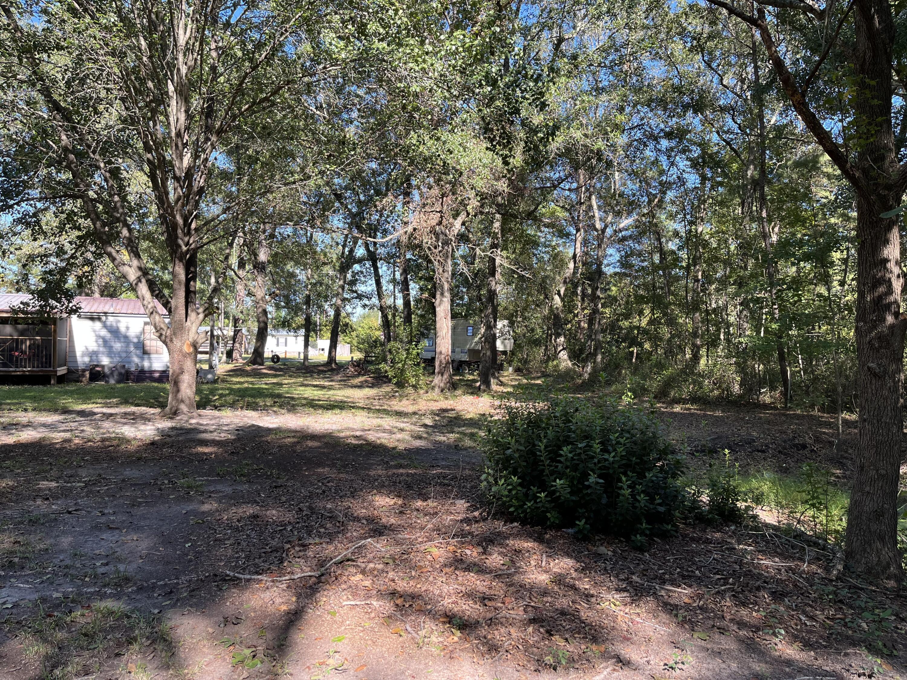 309 Maple Ridge Road Walterboro, SC 29488 - Photo 13 of 22 Photo Oct 06 2022, 3 26 11 PM