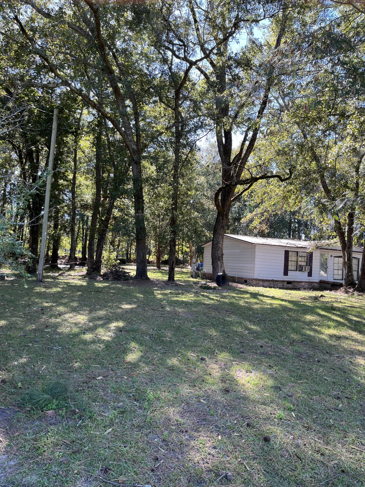 309 Maple Ridge Road Walterboro, SC 29488 - Photo 4 of 22 Photo Oct 06 2022, 3 21 27 PM