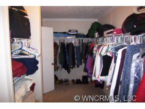 120 Raspberry Point Lane Flat Rock, NC 28731 - Photo 8 of 12 Gallery Image 8