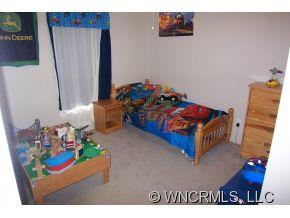 120 Raspberry Point Lane Flat Rock, NC 28731 - Photo 9 of 12 Gallery Image 9