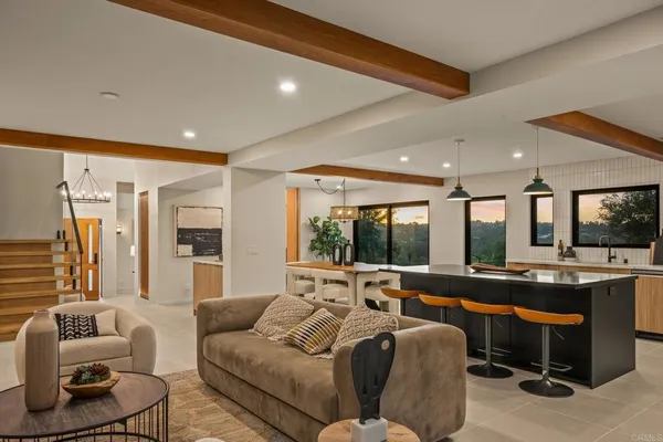 $2,499,000 | 806 Needlerock Place, Escondido, CA 92025