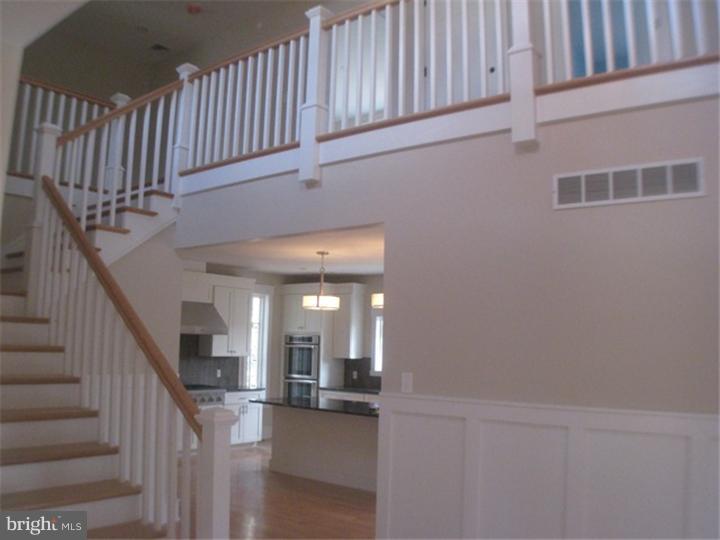 243 Stacey Road Penn Valley, PA 19072 - Photo 2 of 22 Foyer