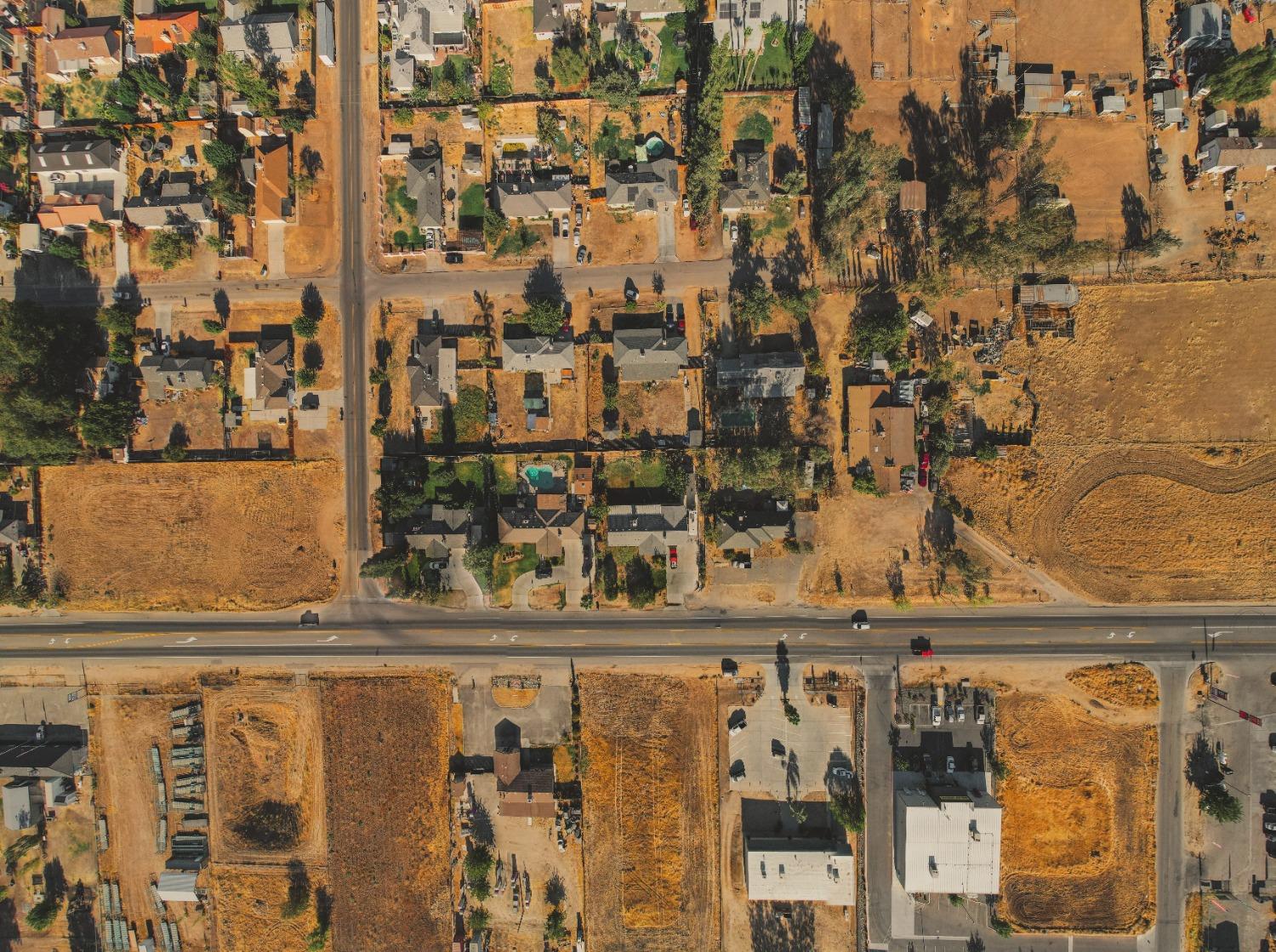 17313 Road 26 Madera, CA 93638 - Photo 8 of 15 view of a water heater