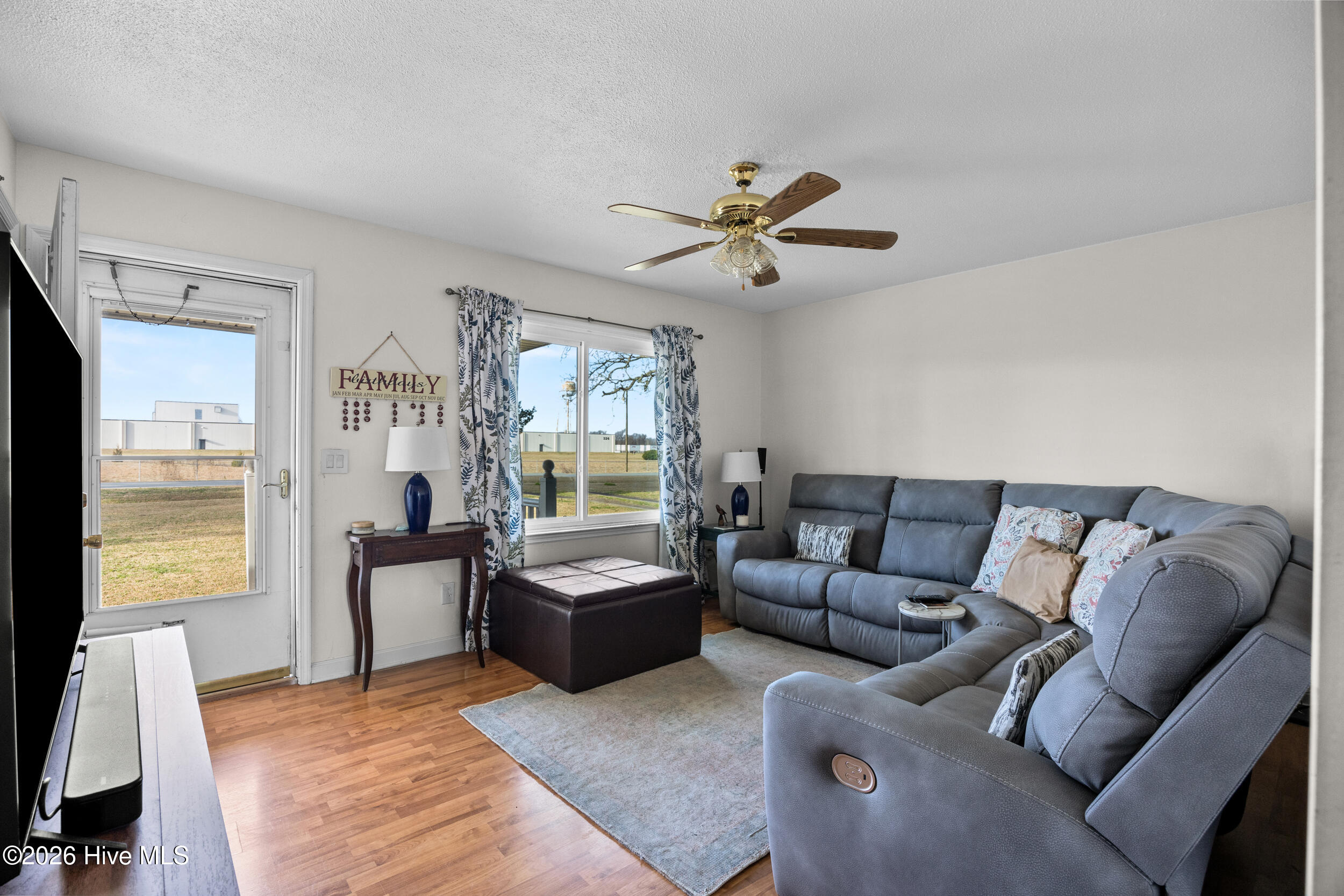 333 Lyman Road Beulaville, NC 28518 - Photo 8 of 47 IMG_0512