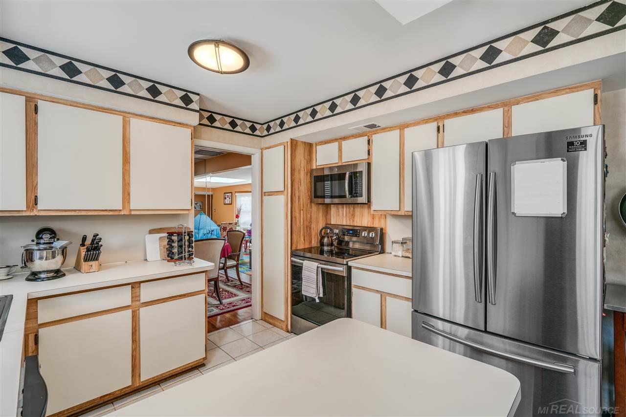 29360 Bermuda Lane Southfield, MI 48076 - Photo 20 of 38