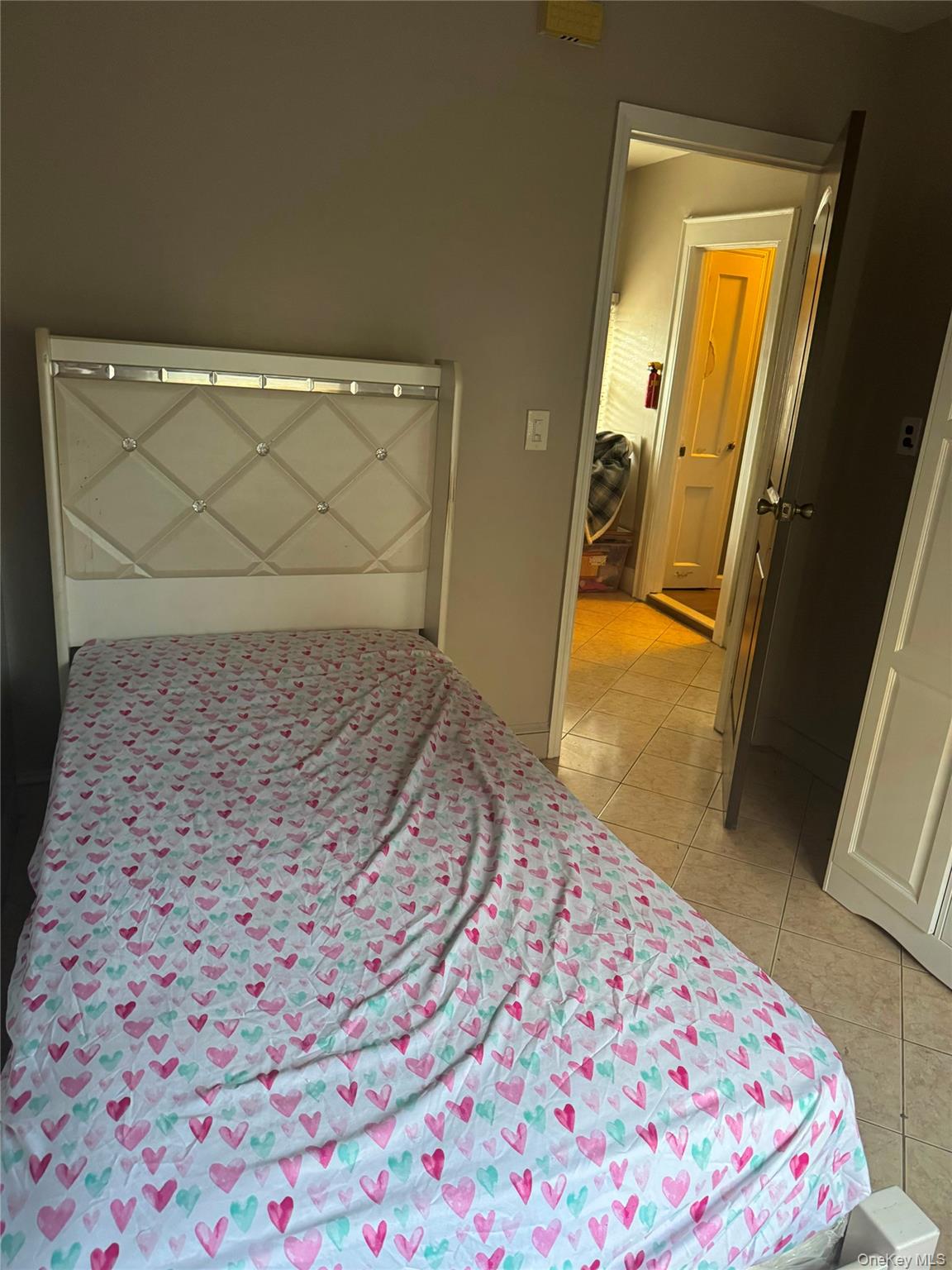 127 Amherst Road Valley Stream, NY 11581 - Photo 14 of 18 Gallery Image 14