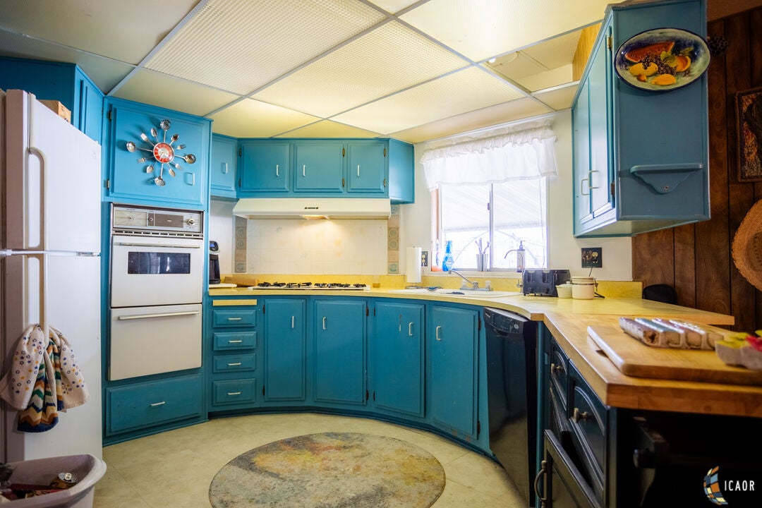 2401 Gold Rock Ranch Road, Unit 4 Winterhaven, CA 92283 - Photo 7 of 24 Gallery Image 7