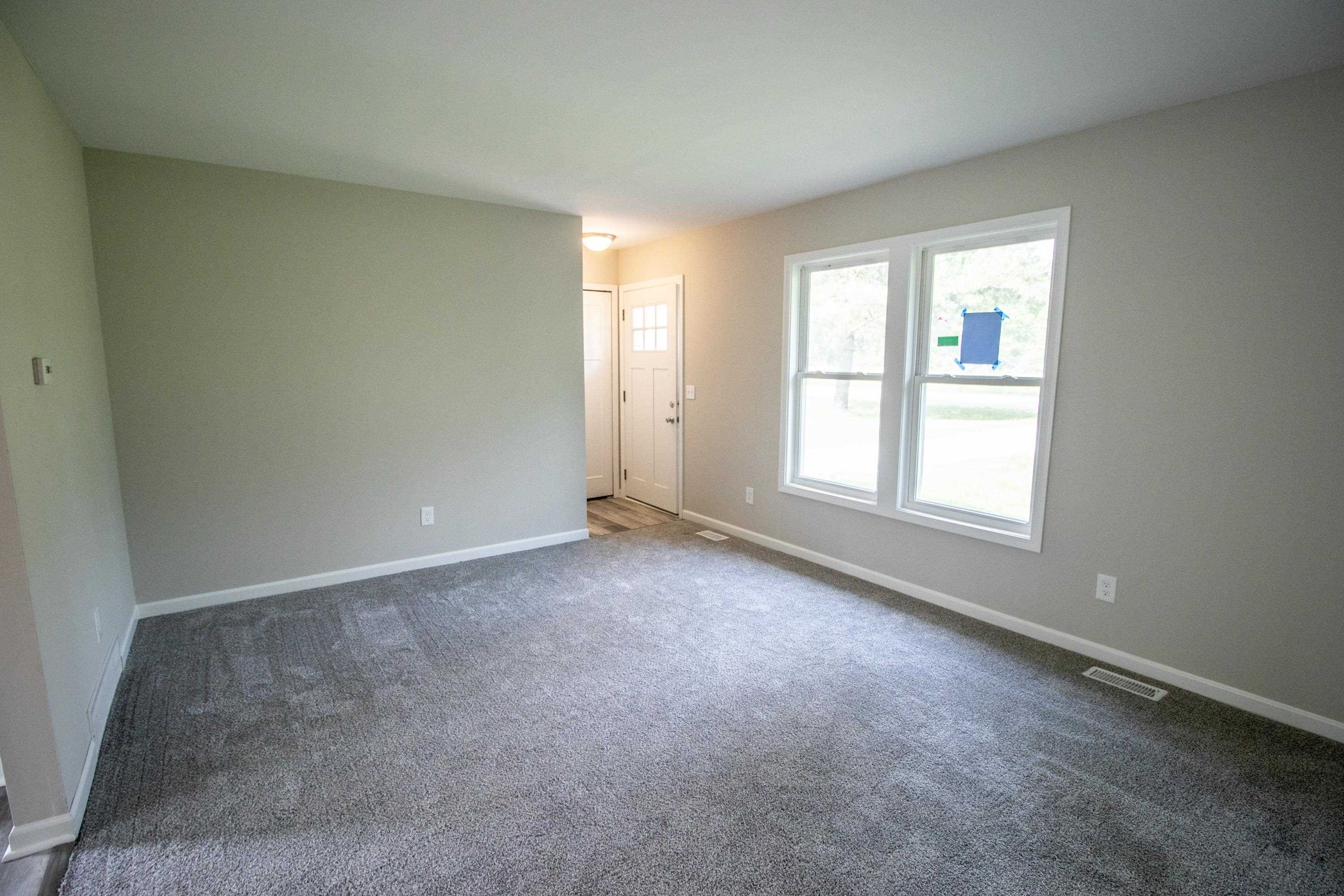 9461 Morrish Road Montrose, MI 48457 - Photo 4 of 28