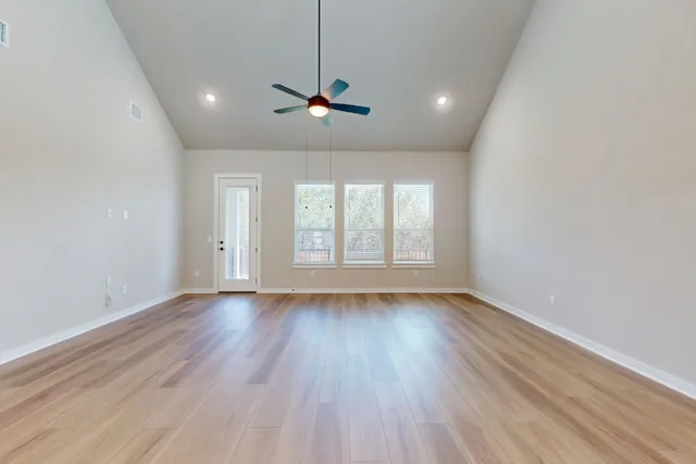 $629,990 | 3928 Fulton Drive, Leander, TX 78641