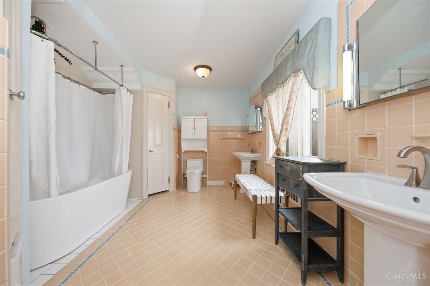 7803 Ayers Road Cincinnati, OH 45255 - Photo 82 of 99