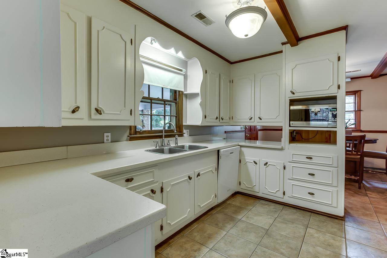 412 Rockmont Road Greenville, SC 29615 - Photo 11 of 36 Gallery Image 11