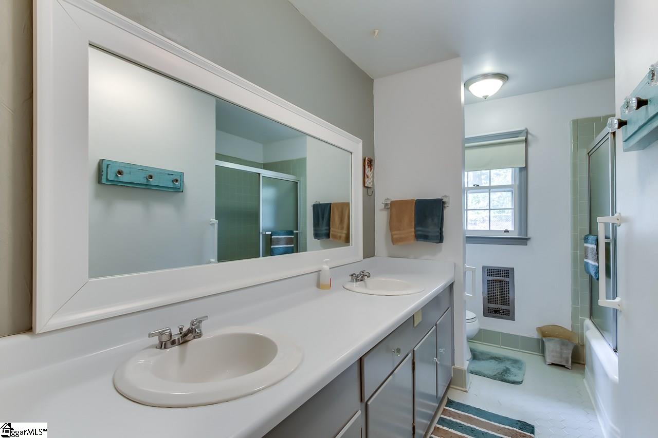 412 Rockmont Road Greenville, SC 29615 - Photo 24 of 36 Gallery Image 24