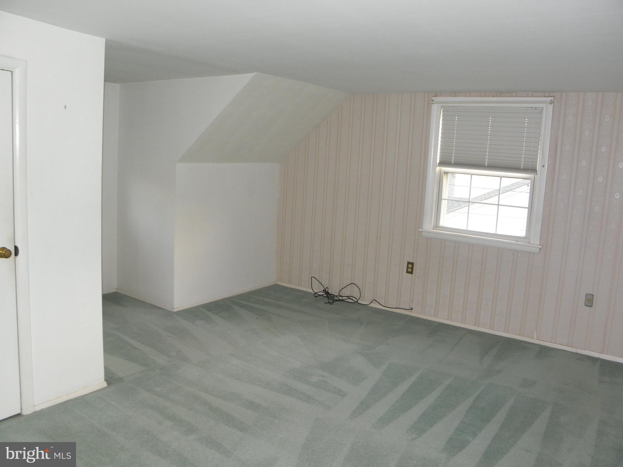9218 Nottingwood Road Rosedale, MD 21237 - Photo 21 of 28 Upper Bedroom