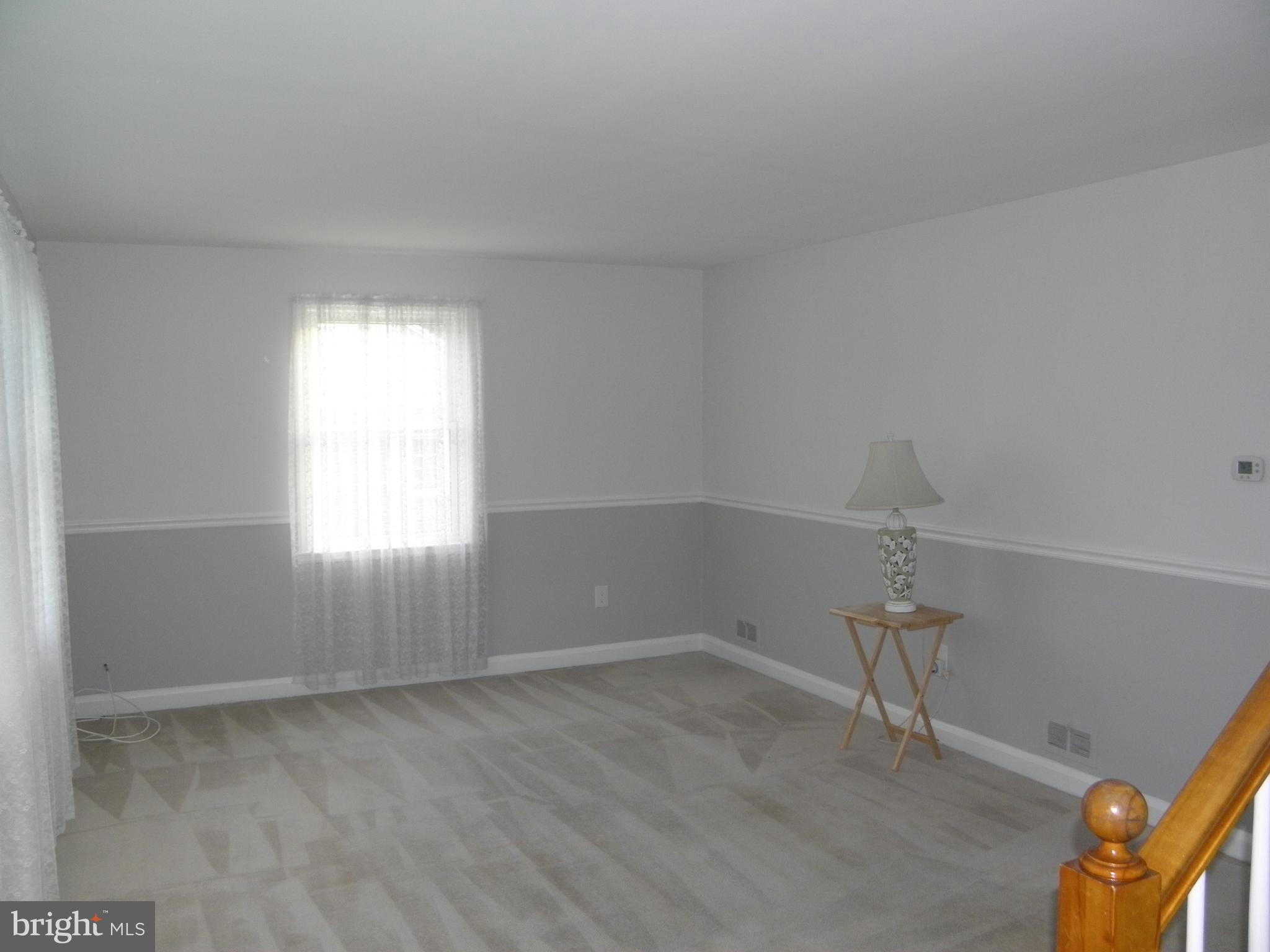 9218 Nottingwood Road Rosedale, MD 21237 - Photo 3 of 28 Living Room