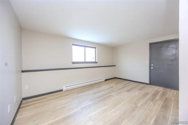 $1,100 | 6379 Robinson Road, Unit 2, Lockport Town, NY 14094