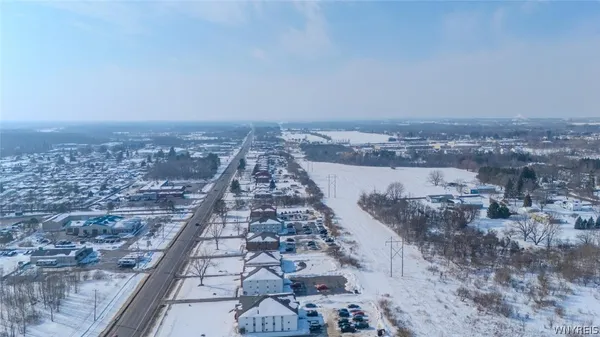 $1,100 | 6379 Robinson Road, Unit 2, Lockport Town, NY 14094