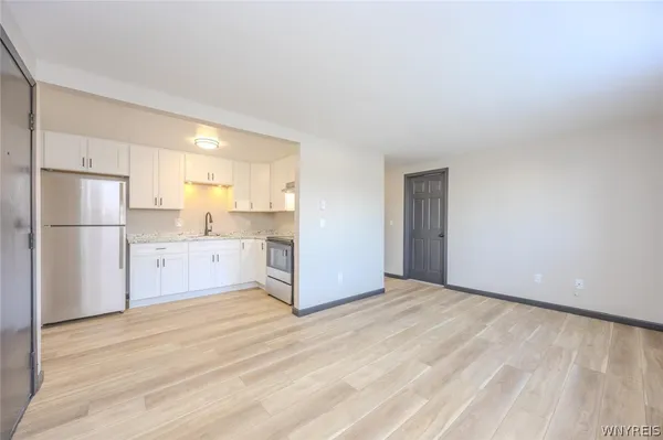 $1,100 | 6379 Robinson Road, Unit 2, Lockport Town, NY 14094