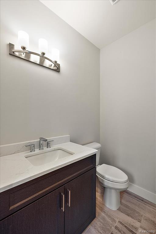 2921 Walsh Drive Rochester, MI 48309 - Photo 22 of 64