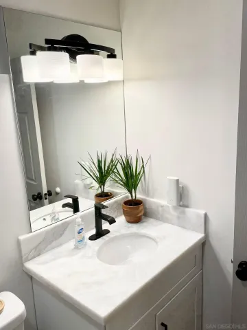 a close view of sink