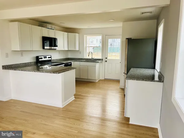$285,000 | 34 Compass Road East, Middle River, MD 21220