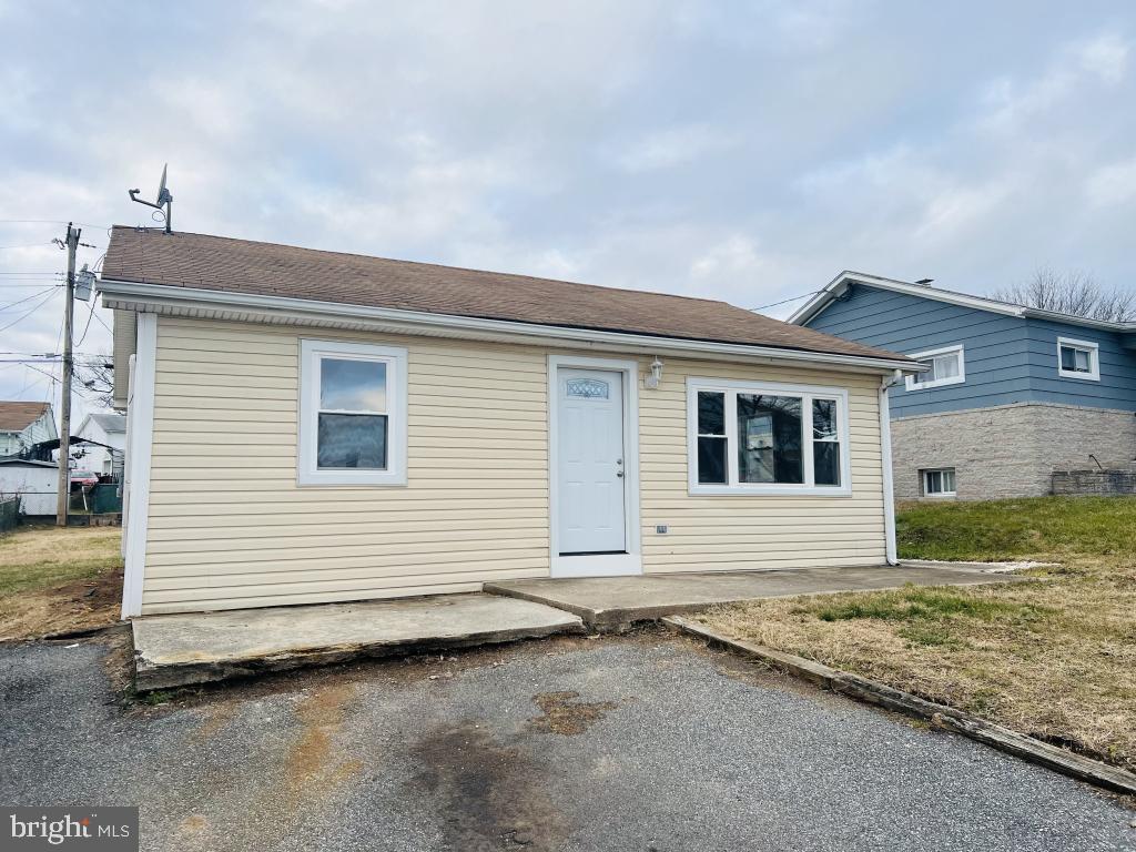 34 Compass Road East Middle River, MD 21220 - Photo 5 of 5 a view of a house with a yard