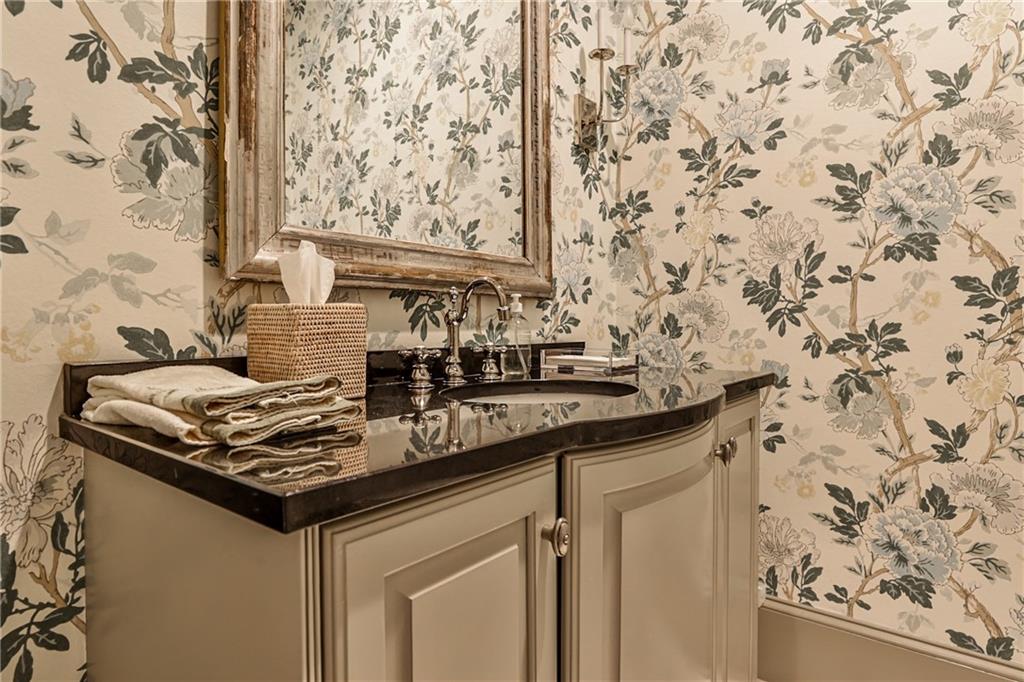 4401 Davidson Avenue Northeast Atlanta, GA 30319 - Photo 15 of 81