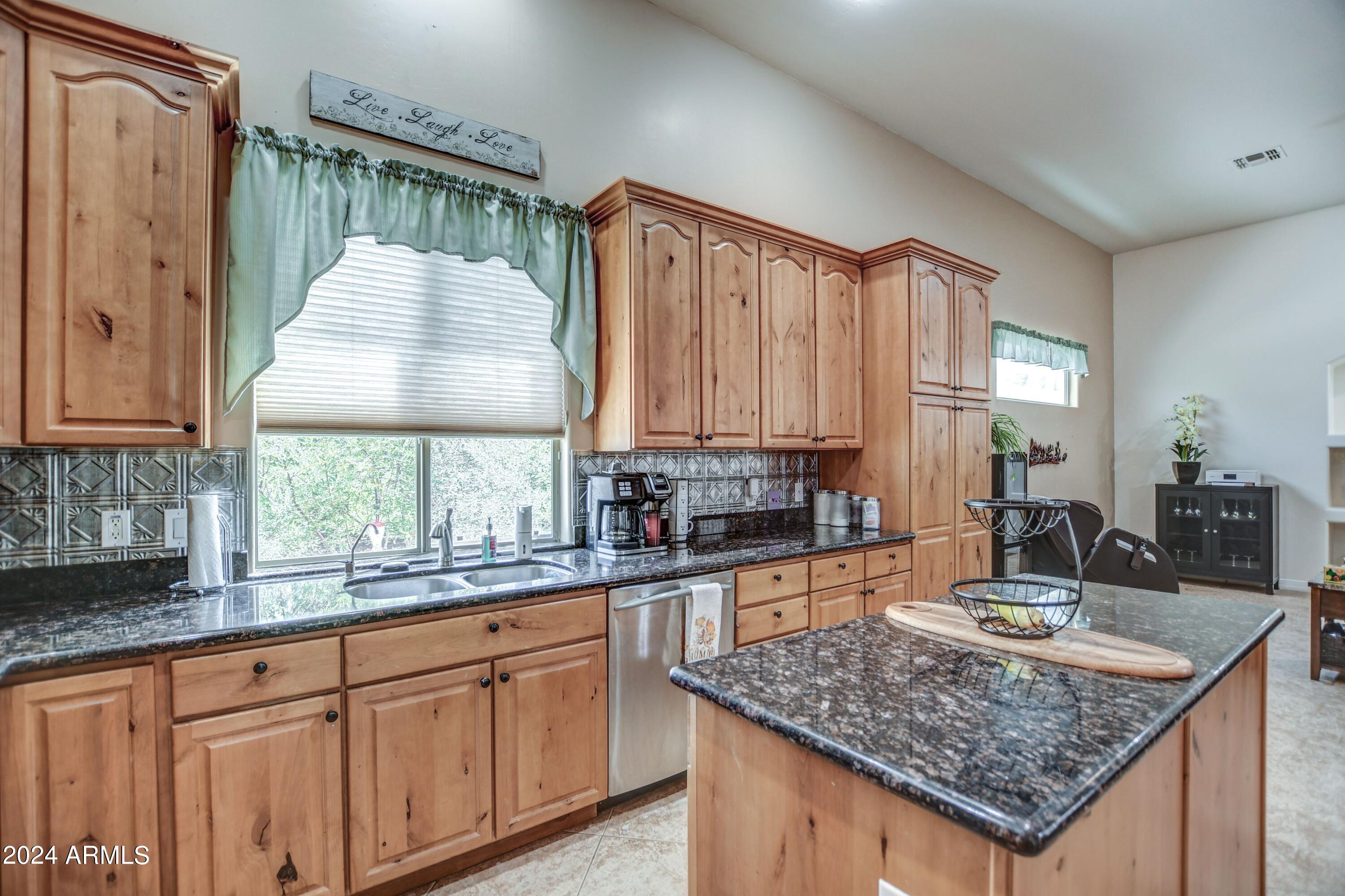 907 West Restin Road Phoenix, AZ 85086 - Photo 4 of 55 Kitchen 1