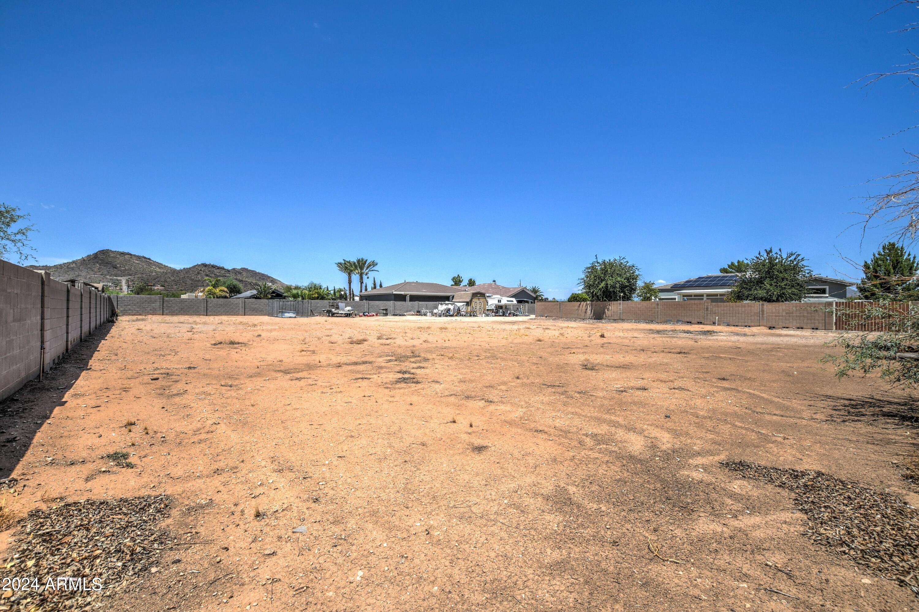 907 West Restin Road Phoenix, AZ 85086 - Photo 54 of 55 Enclose Back Lot 3
