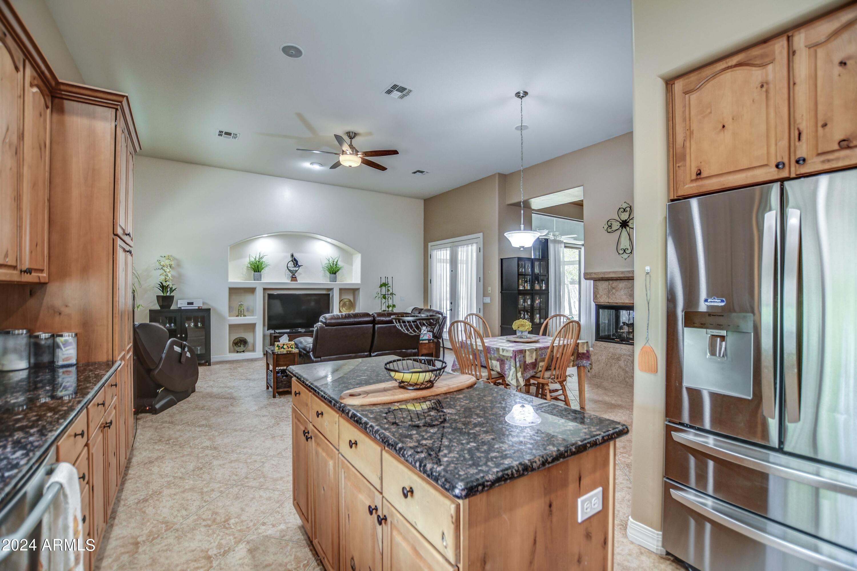907 West Restin Road Phoenix, AZ 85086 - Photo 9 of 55 KDF 1