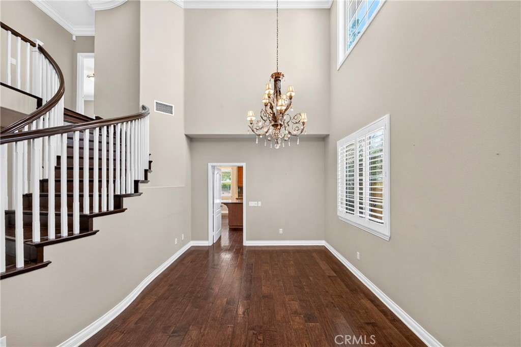 11331 Verdi Porter Ranch Porter Ranch, CA 91326 - Photo 6 of 46