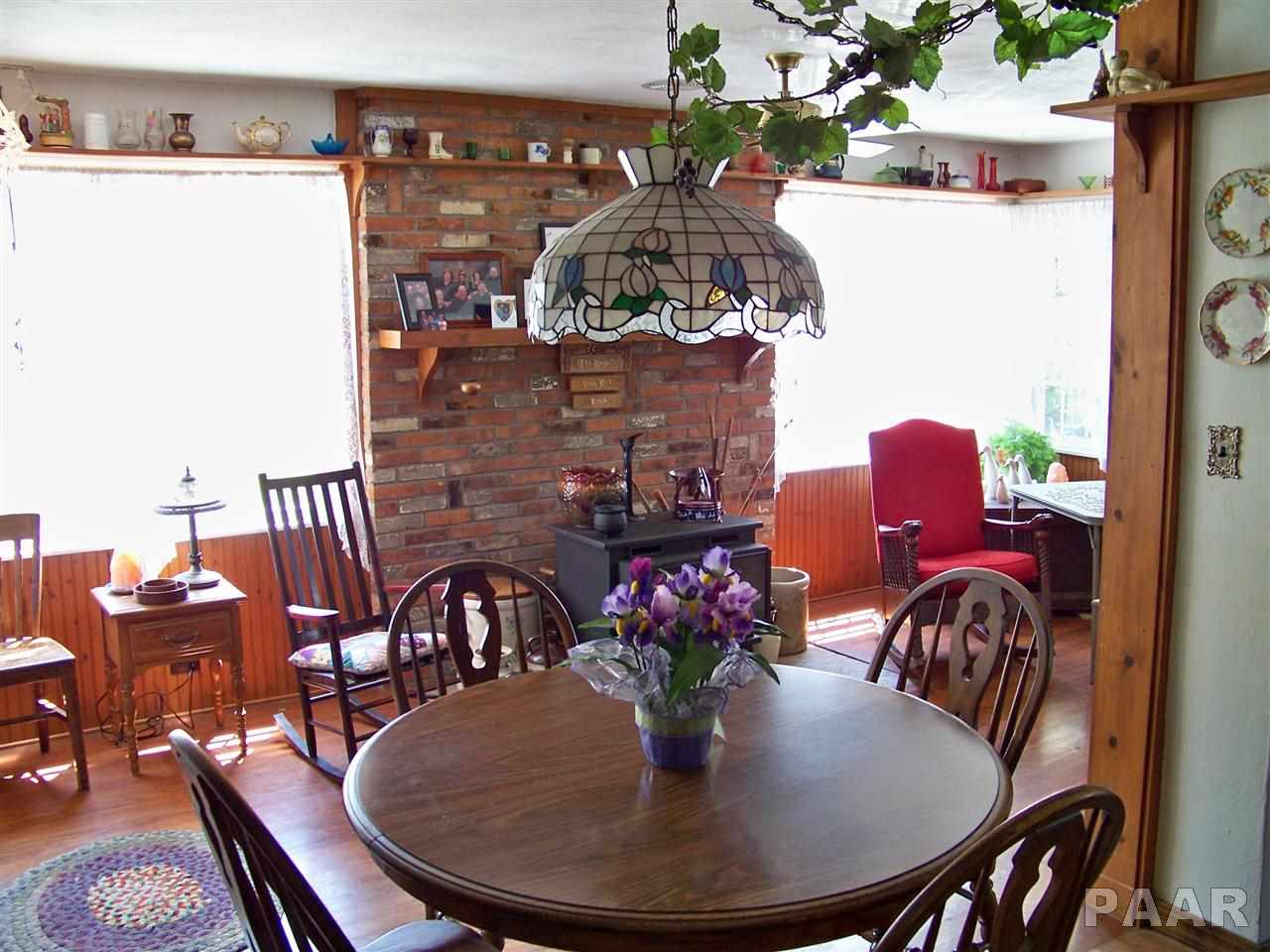 3414 North Trivoli Road Trivoli, IL 61569 - Photo 3 of 14