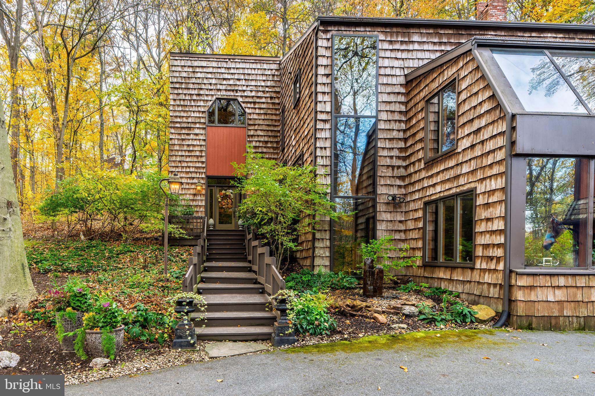 181 Old Mine Road Lebanon, PA 17042 - Photo 4 of 79 a front view of a house with a yard