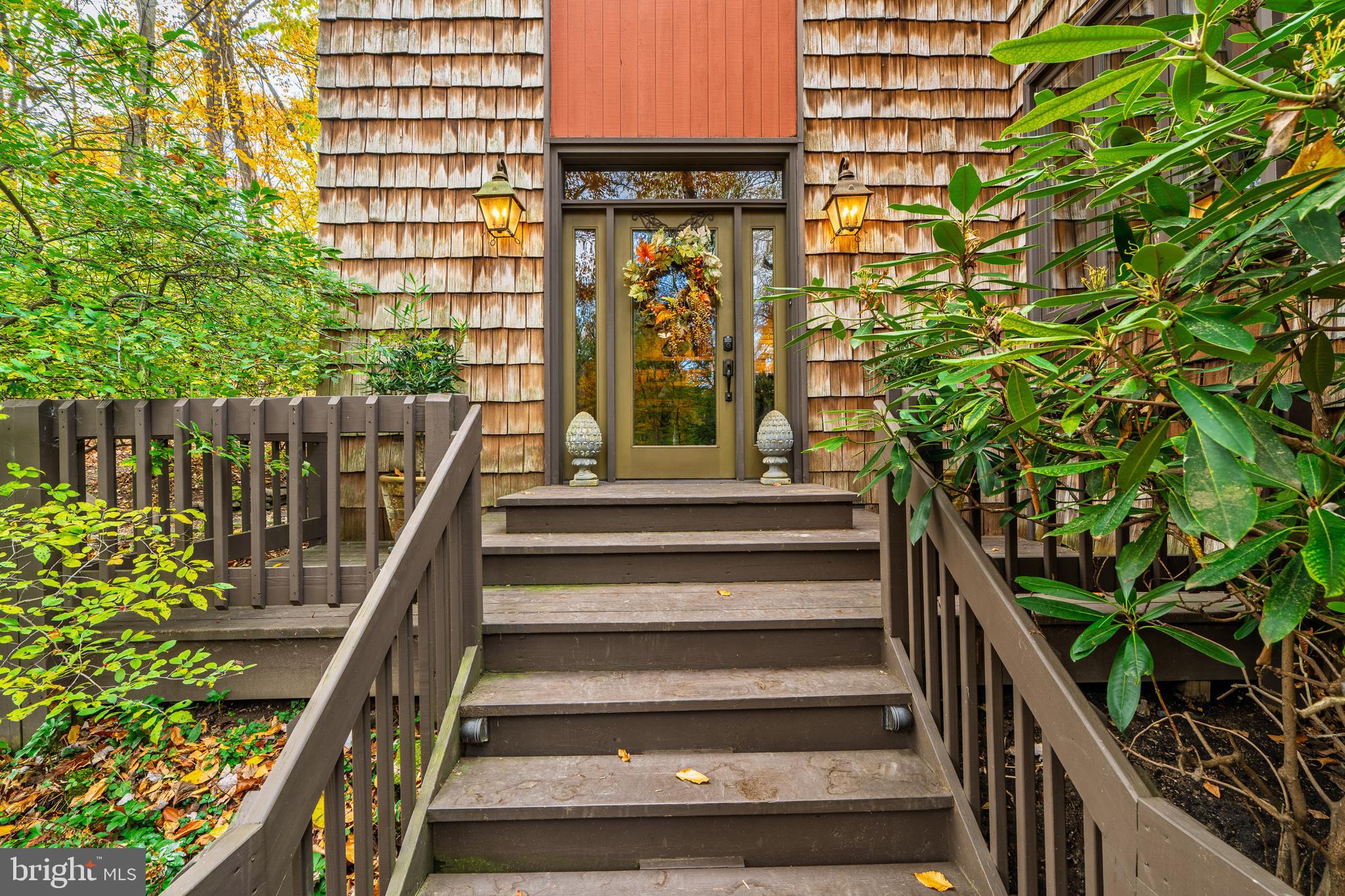 181 Old Mine Road Lebanon, PA 17042 - Photo 5 of 79 Grand Front Entrance