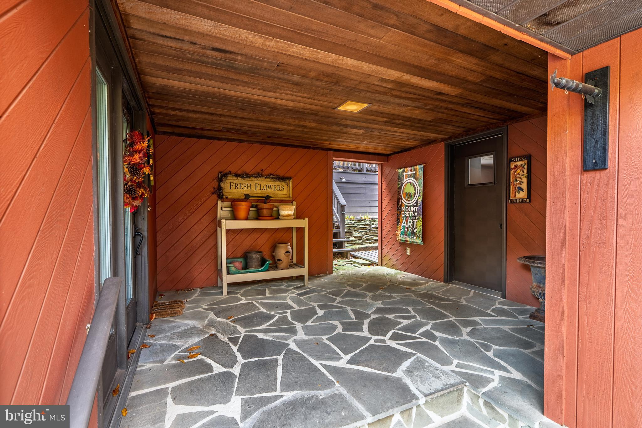 181 Old Mine Road Lebanon, PA 17042 - Photo 59 of 79 a view of empty room with a fireplace