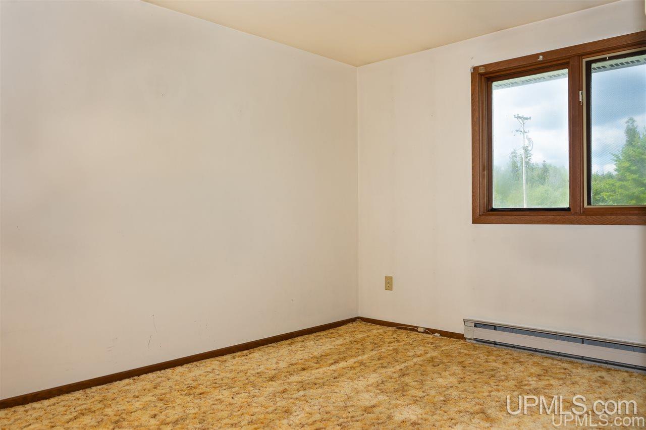 3193 West Gulliver Lake Road Gulliver, MI 49840 - Photo 22 of 28