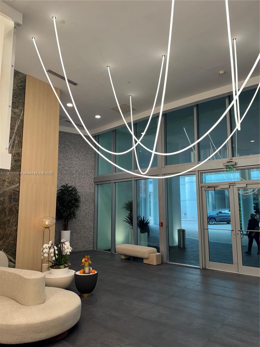 90 Southwest 3rd Street, Unit 2911 Miami, FL 33130 - Photo 14 of 33