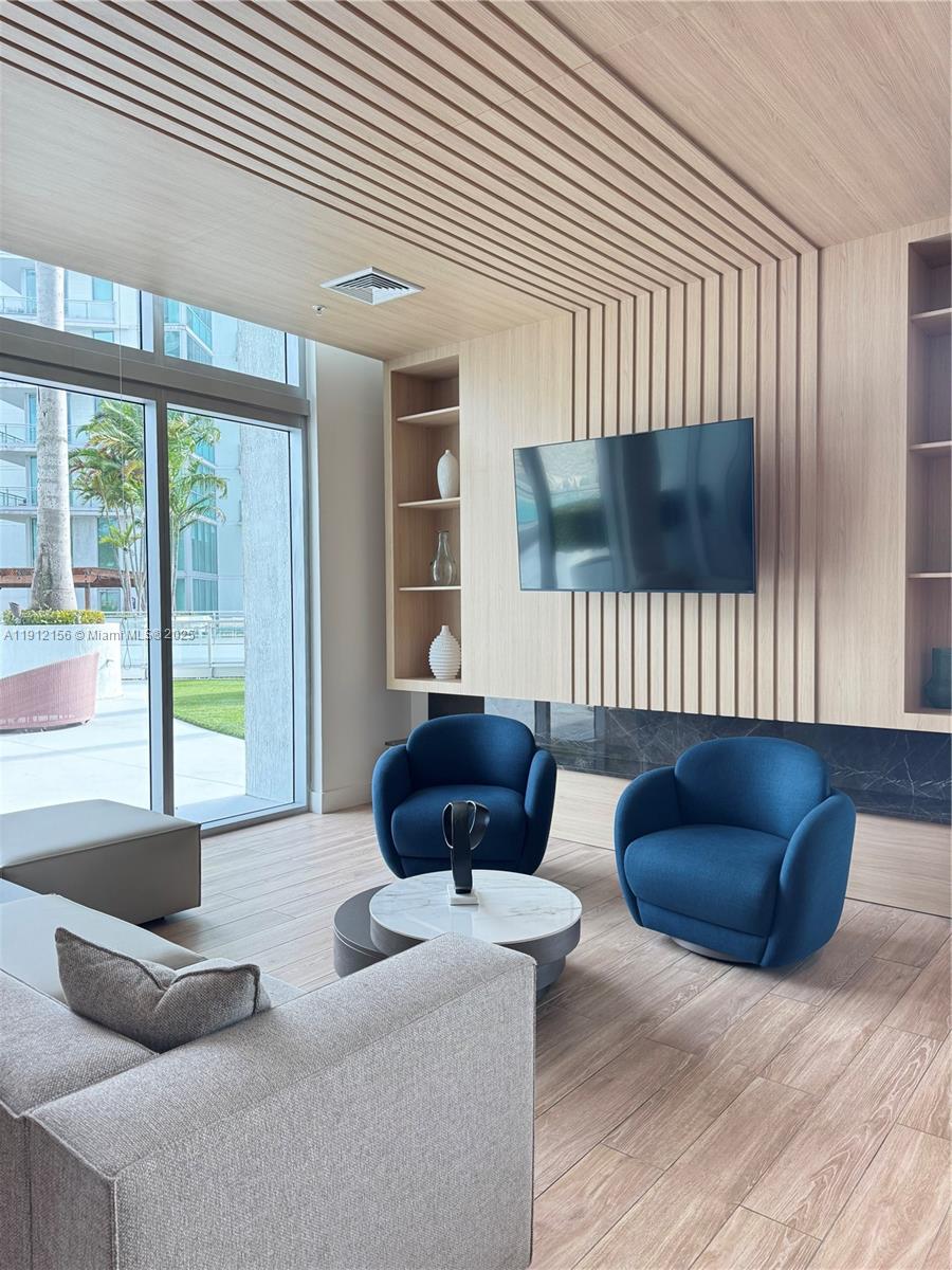 90 Southwest 3rd Street, Unit 2911 Miami, FL 33130 - Photo 15 of 33