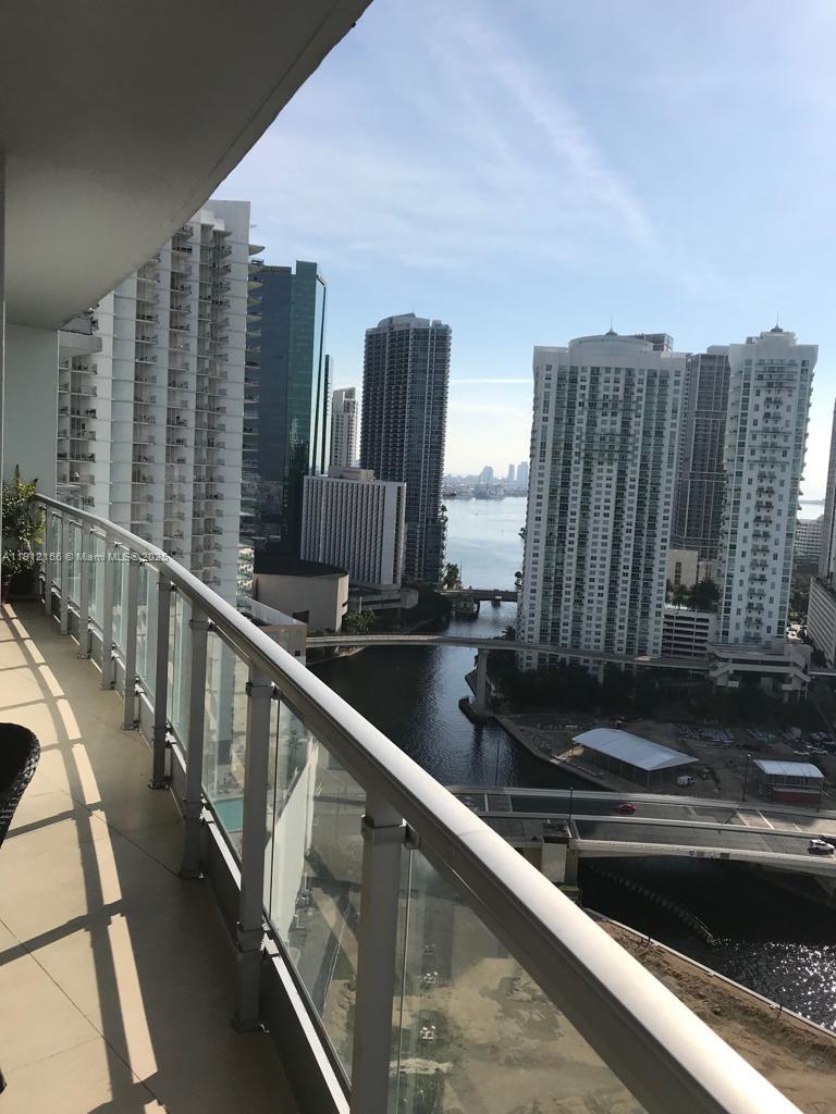 90 Southwest 3rd Street, Unit 2911 Miami, FL 33130 - Photo 2 of 33