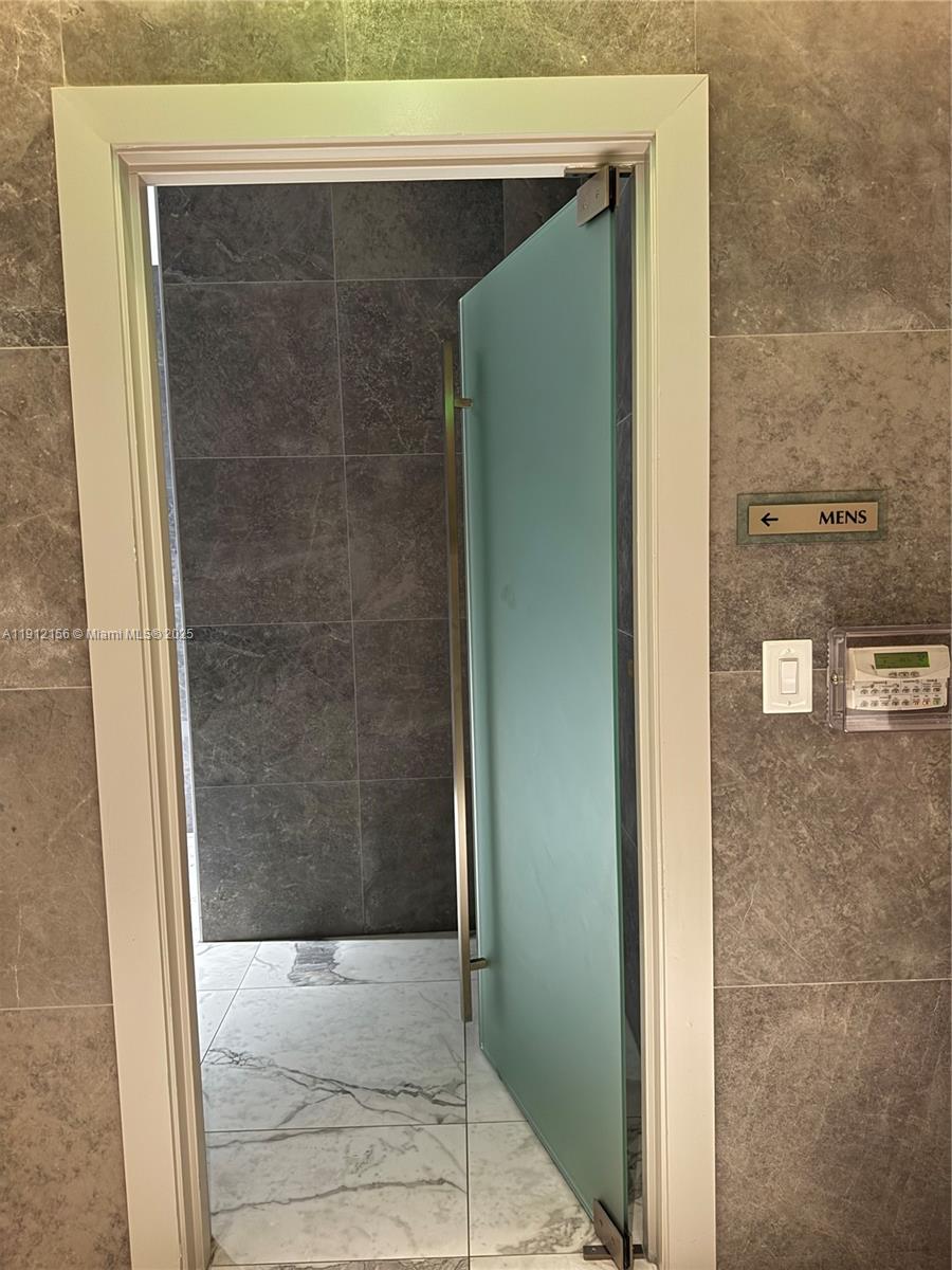 90 Southwest 3rd Street, Unit 2911 Miami, FL 33130 - Photo 25 of 33