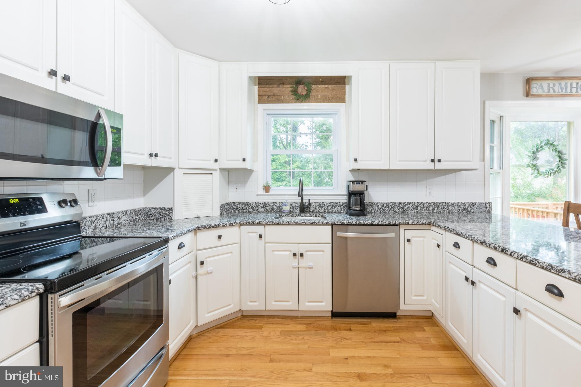 1500 Coat Ridge Road Herndon, VA 20170 - Photo 14 of 49 Gallery Image 14