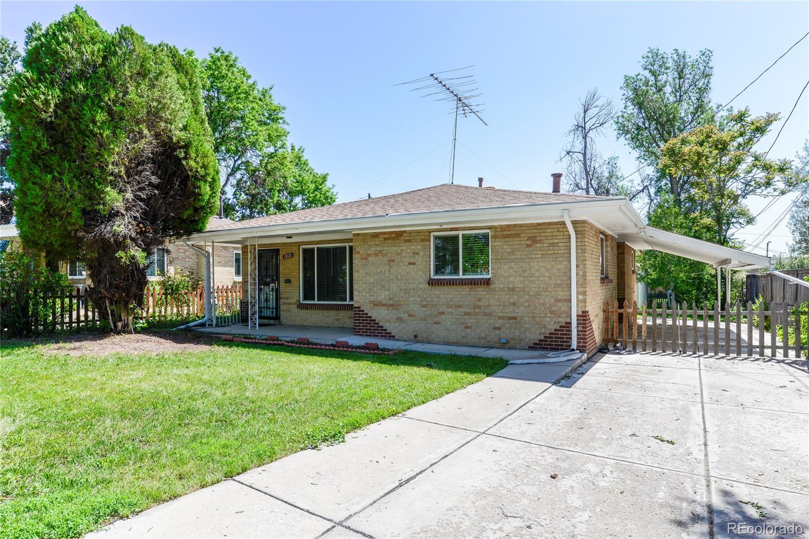 2820 Ames Street Wheat Ridge, CO 80214 - Photo 2 of 22